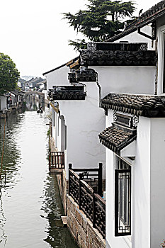 dự đoán hôm nay