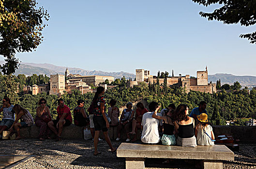 cau vip 4 so